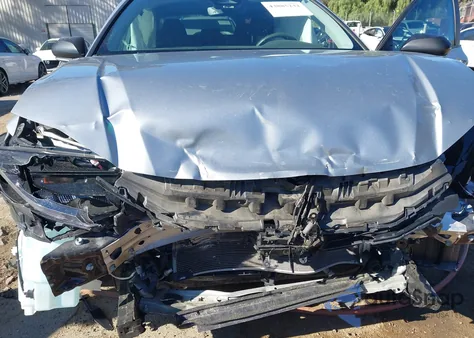 2025 Toyota Camry Le from USA, damaged, VIN 4T1DAACK5SU016008